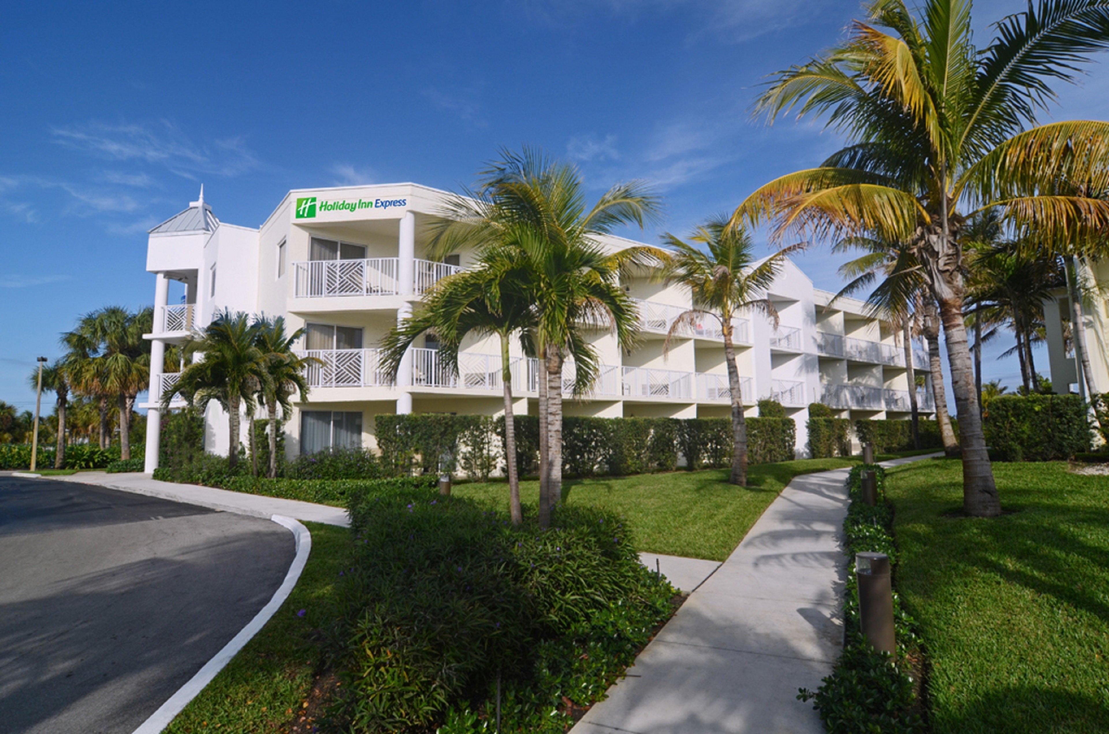 Holiday Inn Express- North Palm Beach And Ihg Hotel Juno Beach Exterior photo