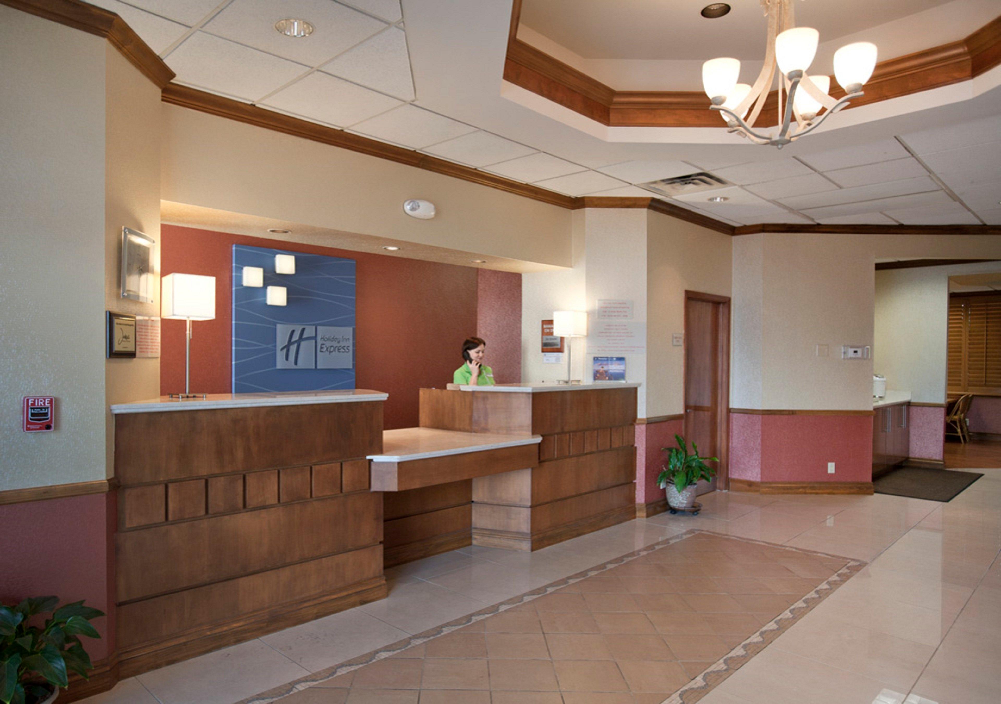 Holiday Inn Express- North Palm Beach And Ihg Hotel Juno Beach Exterior photo