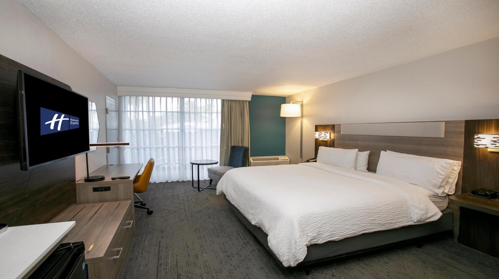 Holiday Inn Express- North Palm Beach And Ihg Hotel Juno Beach Exterior photo