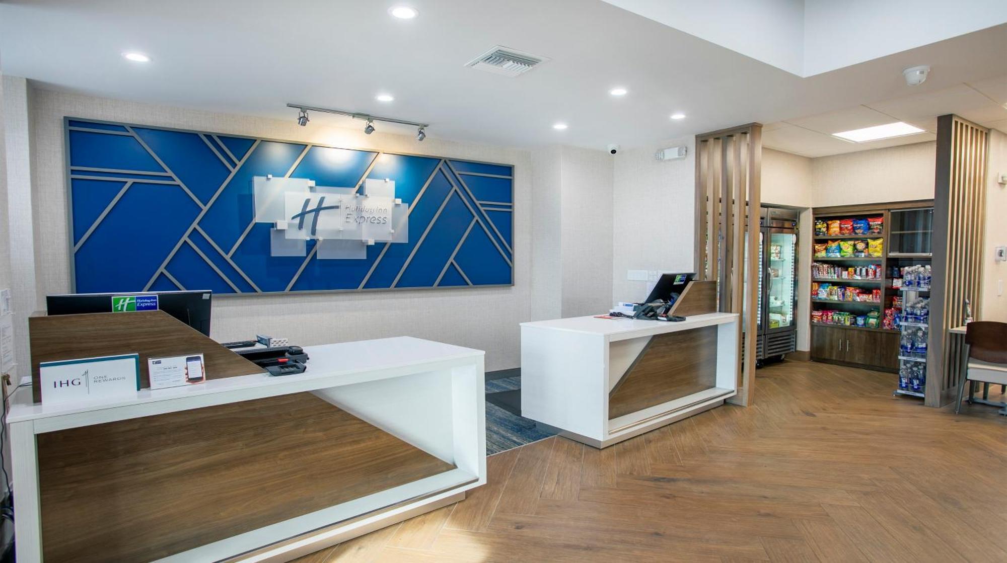 Holiday Inn Express- North Palm Beach And Ihg Hotel Juno Beach Exterior photo