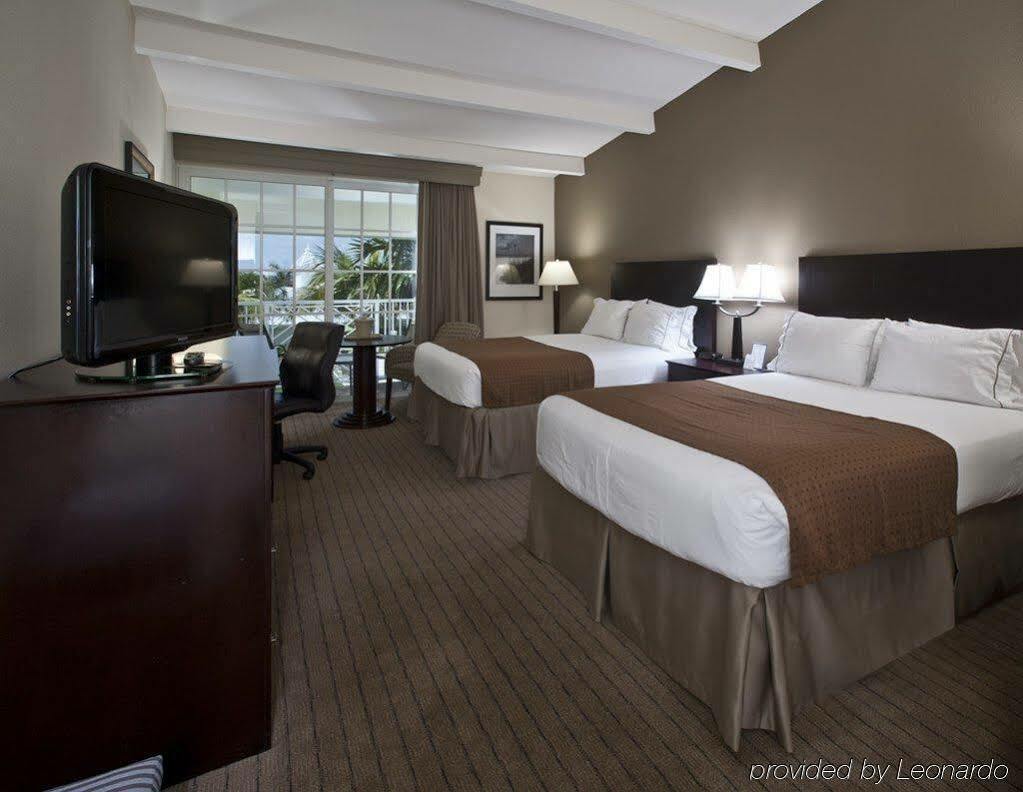 Holiday Inn Express- North Palm Beach And Ihg Hotel Juno Beach Exterior photo